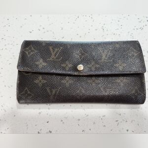 Louis Vuitton Monogram Sarah Long Wallet